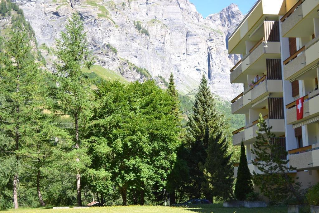 Baron / Baronesse Apartments Leukerbad Exterior photo